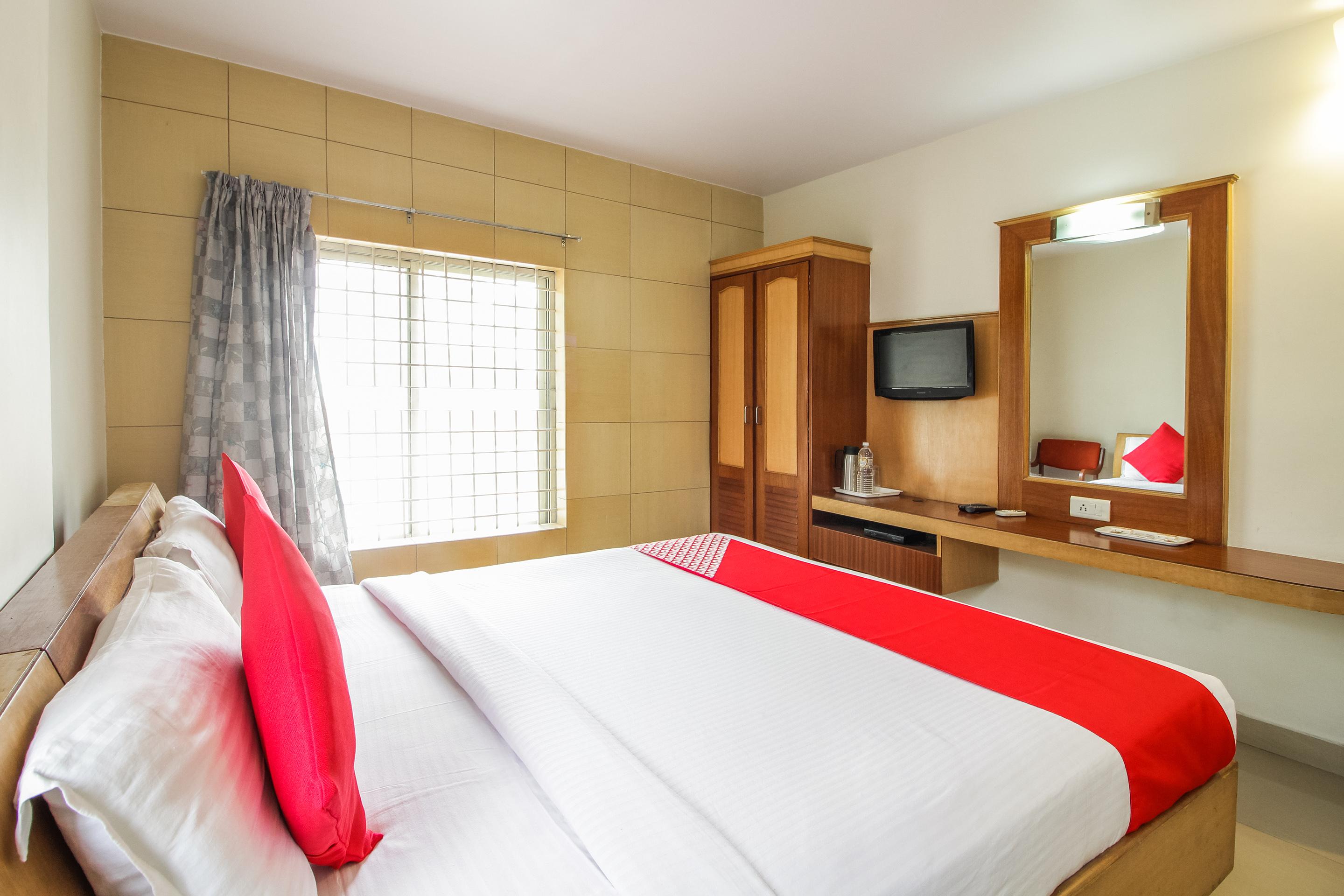 Hotel White Parrot Mysore Exterior foto
